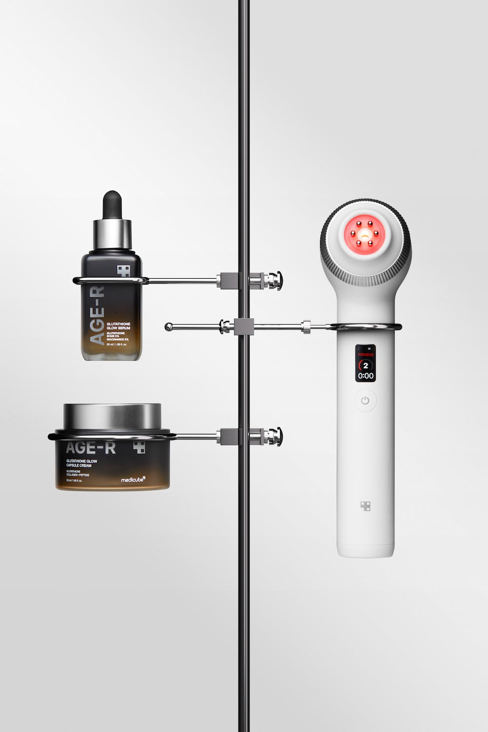 Medicube AGE-R Ultra Tune 40.68 facial skincare device