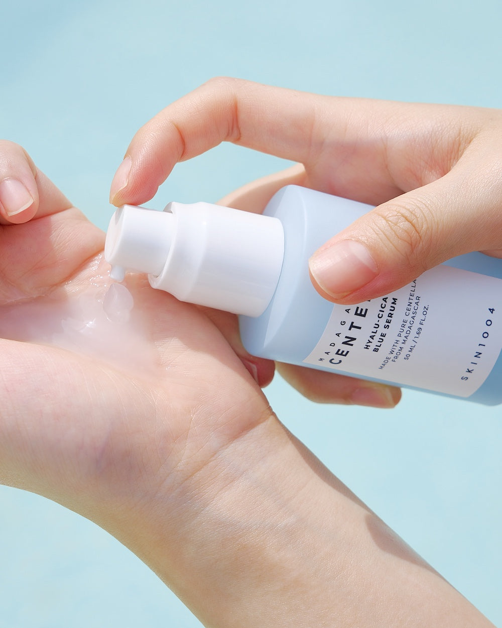 SKIN1004 Madagascar Centella Hyalu-Cica Blue Serum 50ml facial serum bottle on a white background